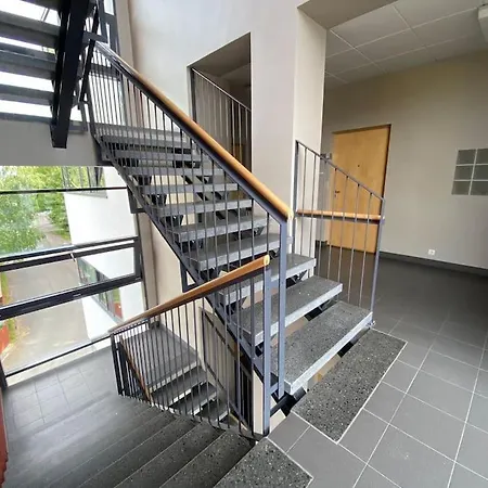 Spacious 2-bedroom With A Park View Apartment *